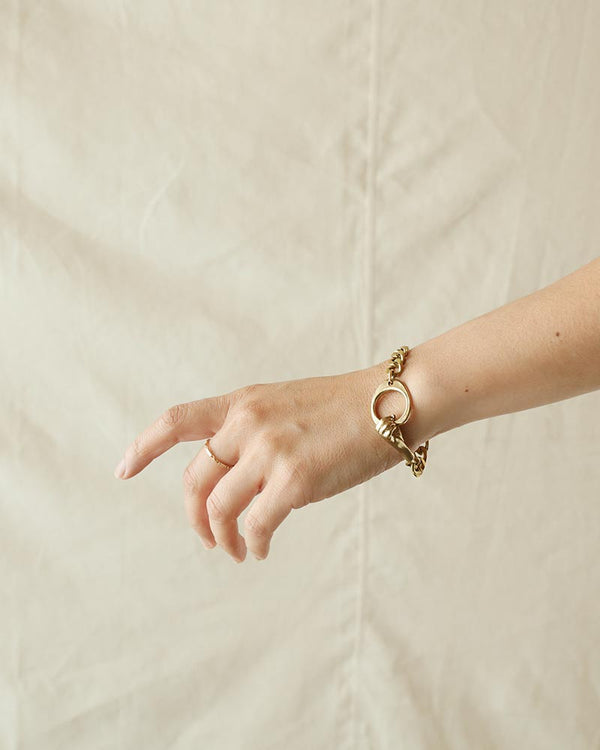 Hold Tight Bracelet